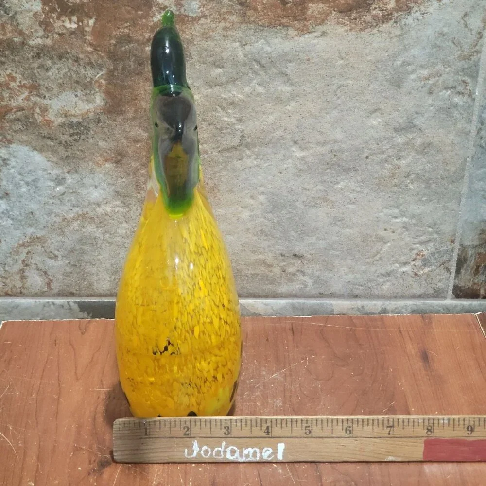 Vintage Crystal Yellow Green Art Glass Toucan Bird Figurine Paperweight